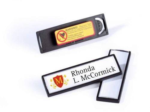 Jmenovka DURABLE Clip-Card s magnetem, 67x17mm, černá, balení 25ks